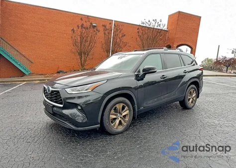 2023 Toyota Highlander Hybrid Bronze Edition z USA, uszkodzony, nr VIN 5TDABRCH4PS564102